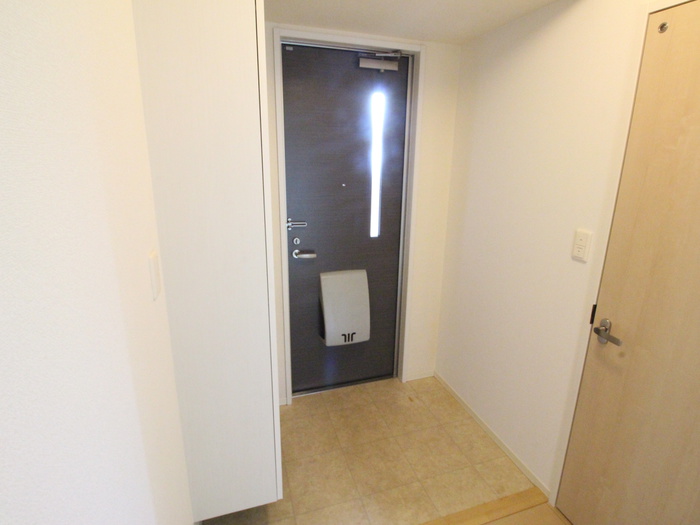 玄関　※同系タイプ