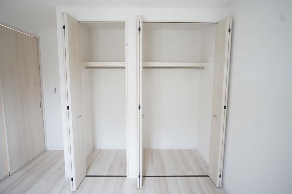 収納　ルマリエ