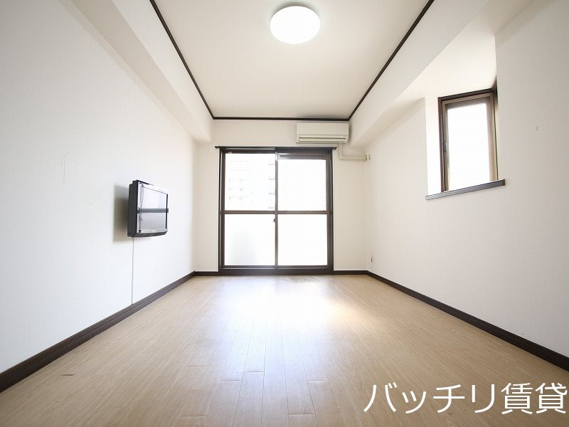 その他部屋・スペース　画像は別号室の為、現状優先になります。