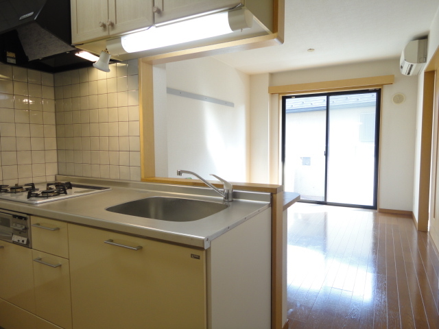 居室・リビング　※同間取りの別部屋の写真です。