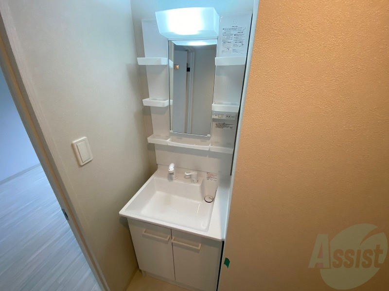 洗面設備　シャンプードレッサーで身支度もラクラクです！