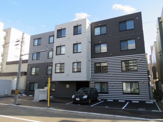 建物外観　インターネット使用料が不要です☆