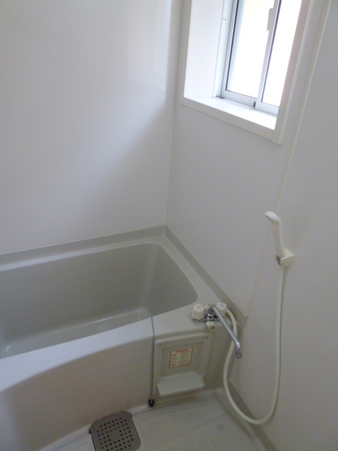 バス・シャワールーム　お風呂で日々の疲れを落としましょう