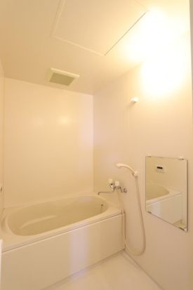 バス・シャワールーム　日々の疲れを癒すお風呂付です