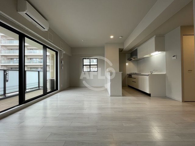 居室・リビング　La Grace福島（ラグレース福島）　リビング