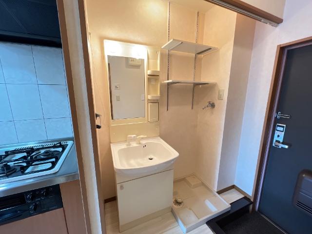 洗面設備　洗髪洗面化粧台