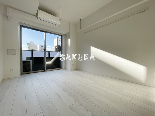 居室・リビング　使いやすい形の為、レイアウトを楽しめます♪