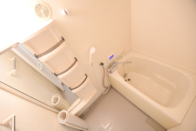 バス・シャワールーム　お風呂