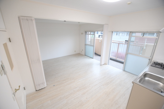 居室・リビング　リビング