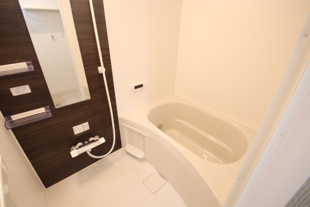 バス・シャワールーム　※別室の参考写真の為、現況優先です。