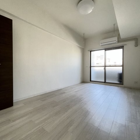 居室・リビング　同仕様タイプです