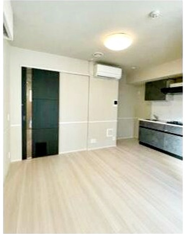 居室・リビング　使いやすい形の為、レイアウトを楽しめます♪