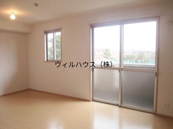 居室・リビング　開放的なリビング！