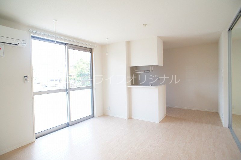 居室・リビング　12.8帖のＬＤＫです。