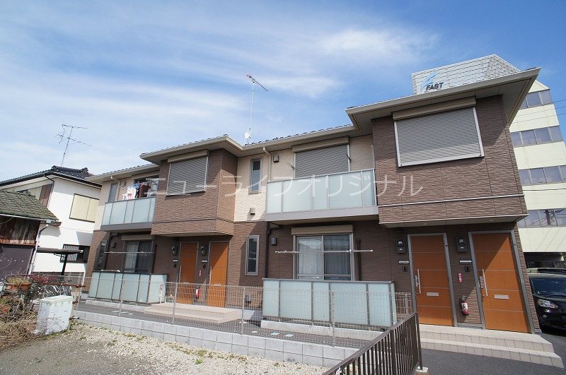 建物外観　高い耐震性能を備えた積水ハウス施工の賃貸マンションです。