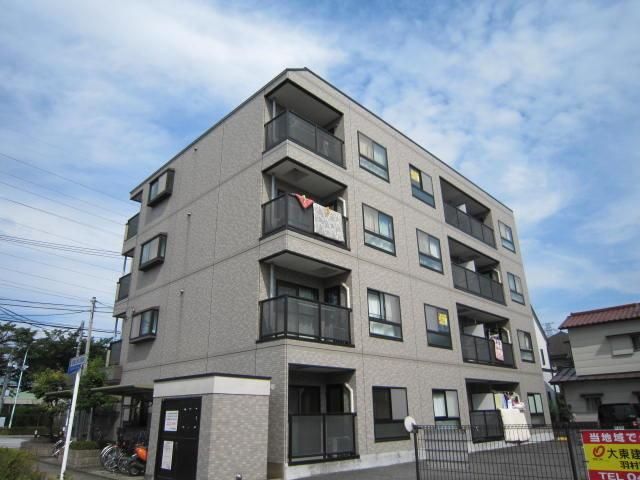 建物外観　☆タイル張りの外観☆