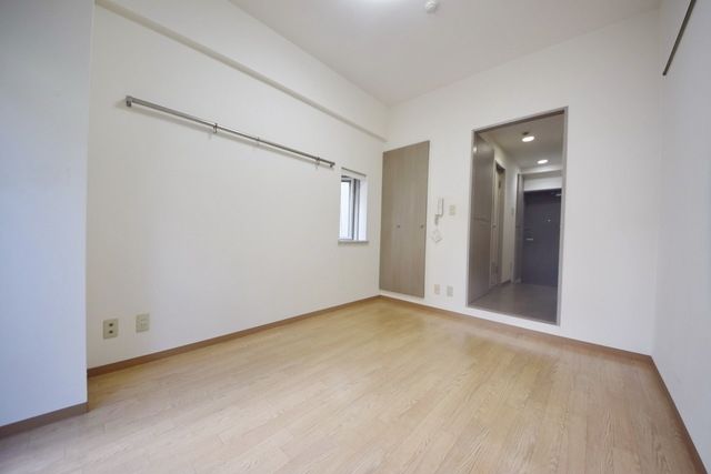 居室・リビング　※別部屋参考写真です