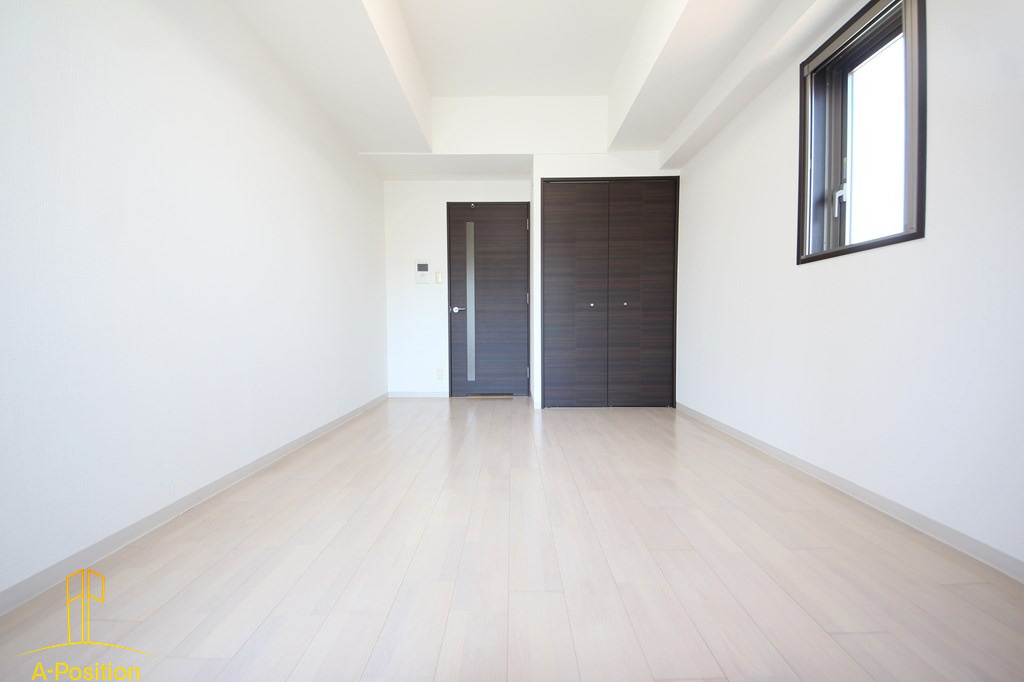 居室・リビング　プライマル大阪天満宮