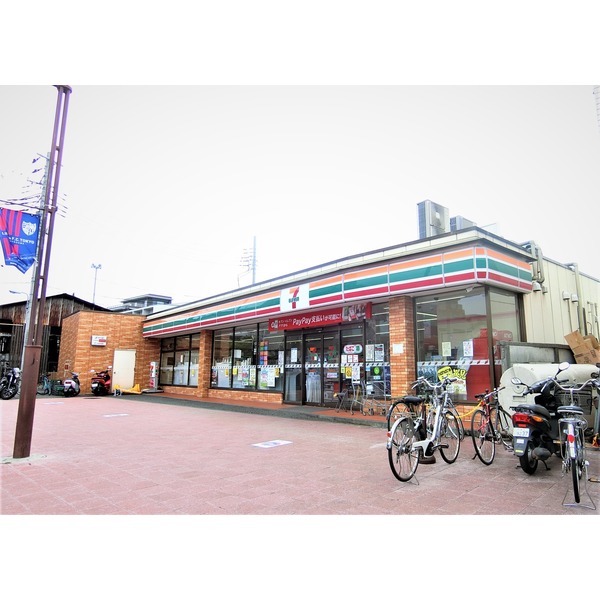 コンビニ　セブンイレブン　調布飛田給北口店（コンビニ）まで358m