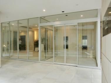 エントランス　☆共用部分☆