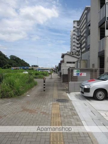 その他　前面道路（その他）まで1m