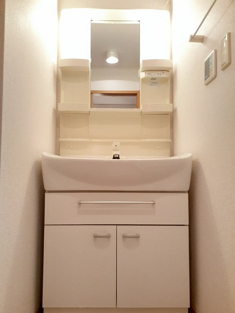 洗面設備　人気の独立洗面台☆