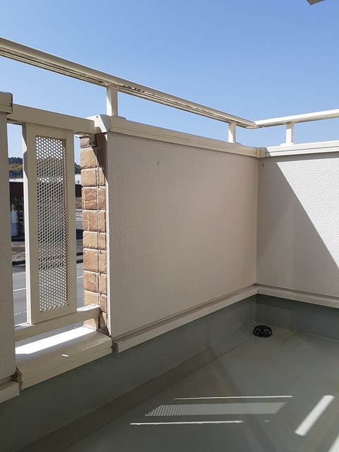 バルコニー　南西向きで日当たり良好☆