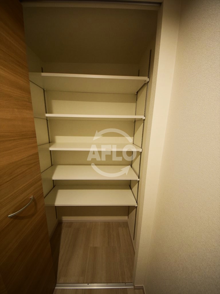 収納　JASPER御堂筋本町　シューズボックス