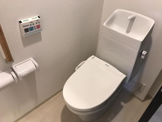 トイレ　トイレ