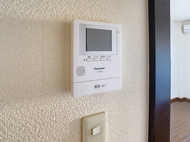 セキュリティ　掲載写真は同型モデルを掲載しており実際のお部屋と仕様等が異な