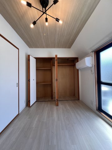 居室・リビング　ゆったりとした居間です