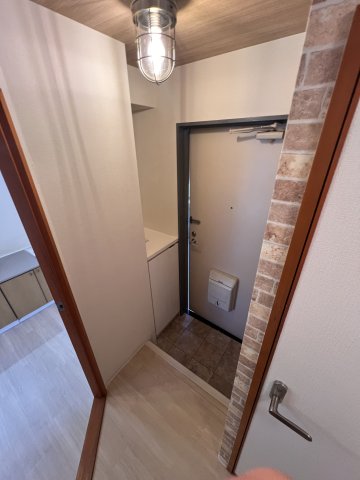 玄関　収納もある玄関です