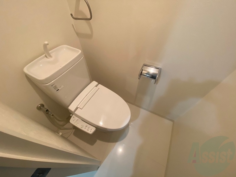 トイレ　こちらはトイレです。清潔感があり、安心して使用できます。