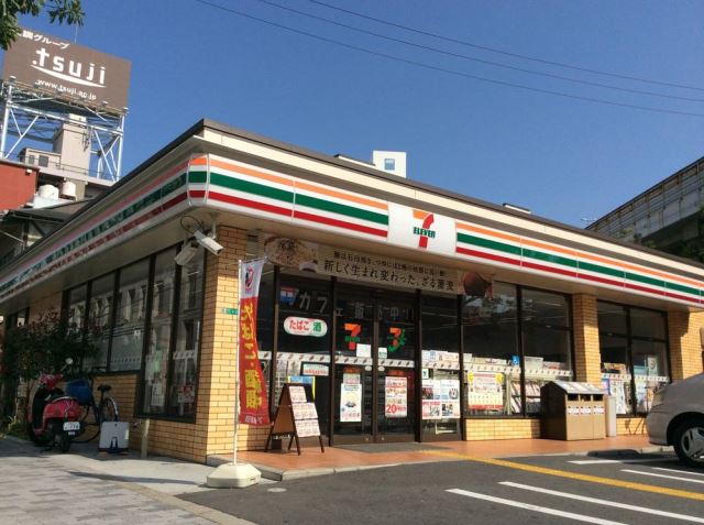 コンビニ　セブンイレブン大阪松崎町4丁目店（コンビニ）まで104m