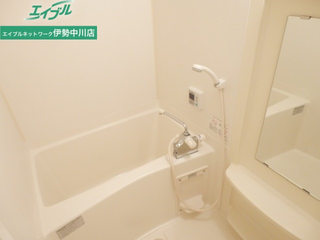 バス・シャワールーム　同型参考写真
