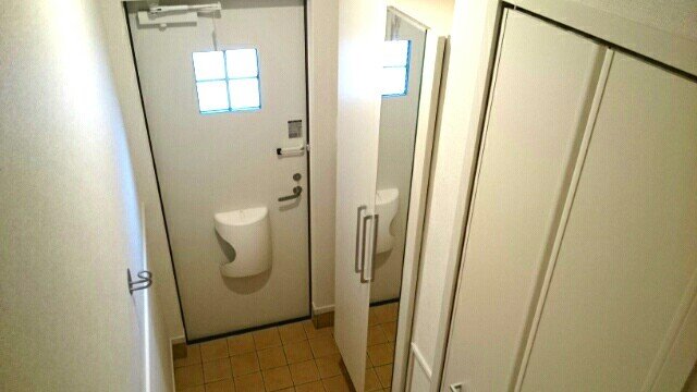 玄関　落ち着いた玄関です