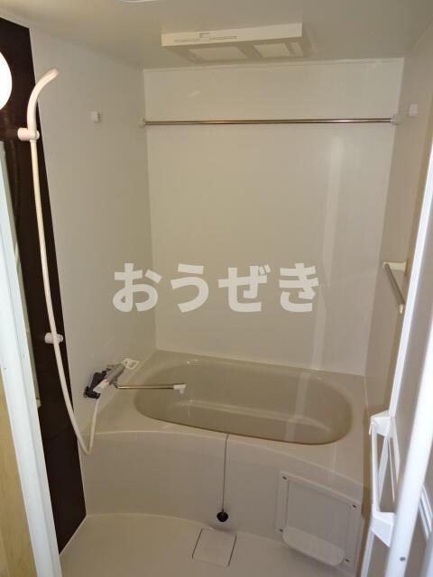 バス・シャワールーム　?