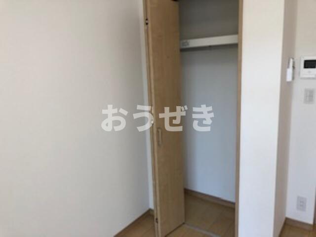 収納　?