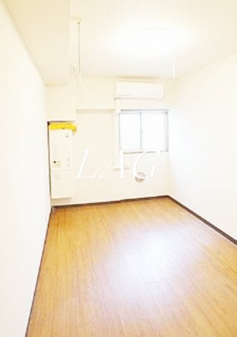 居室・リビング　洋室のお部屋です。
