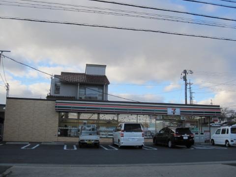 その他　セブンイレブン（その他）（その他）まで500m