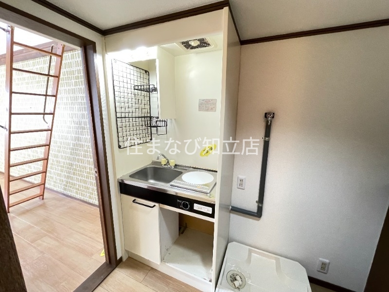 キッチン　同型別部屋写真