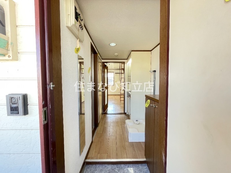 玄関　同型別部屋写真