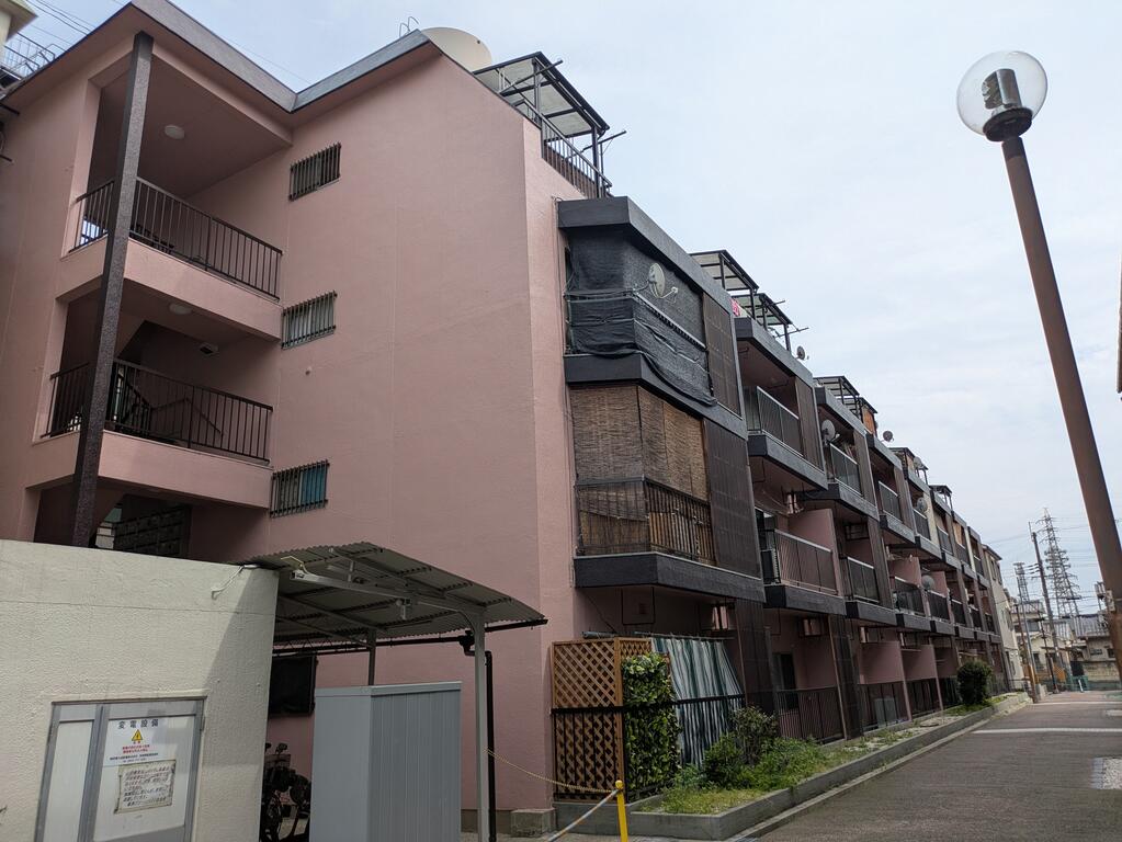 阪南グリーンハイツB棟の外観写真