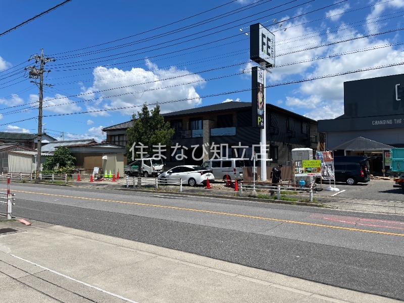 建物外観　建築中