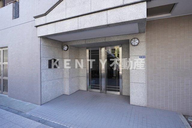 エントランス　建物の内部です