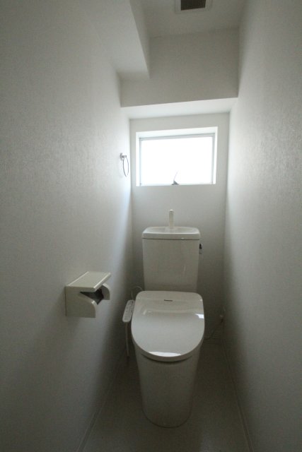 登ビルのトイレ写真