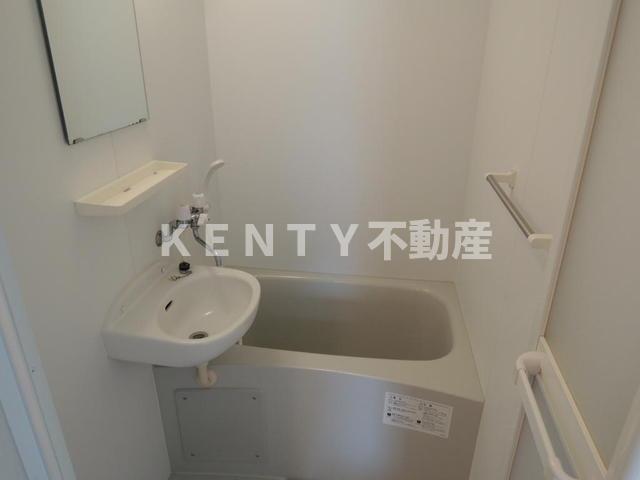バス・シャワールーム　日々の疲れを癒すお風呂付です