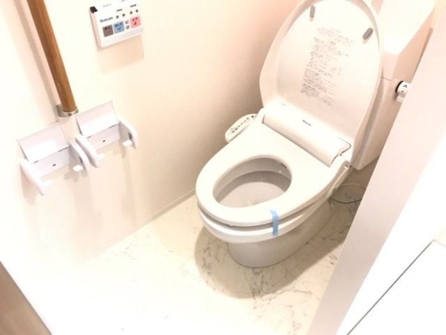 トイレ　内装