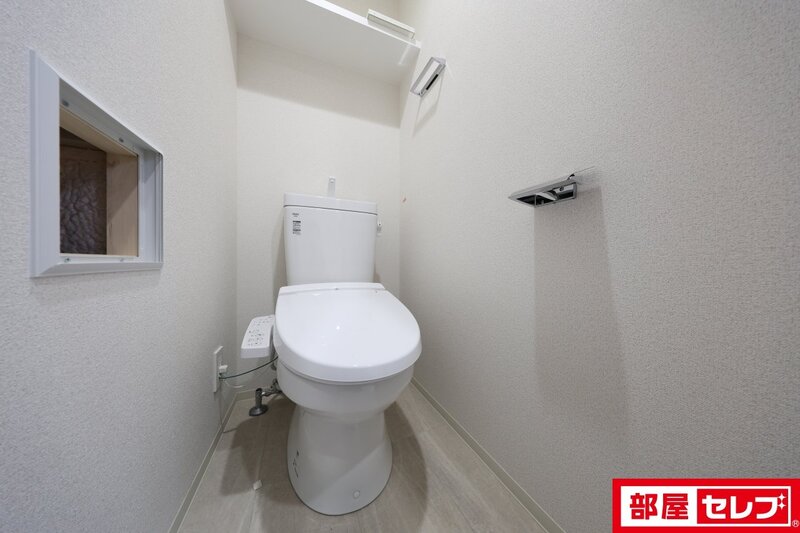 プレリス太閤通セルシアのトイレ写真