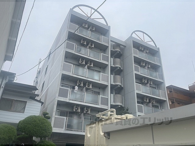 アクティ塚口の外観写真